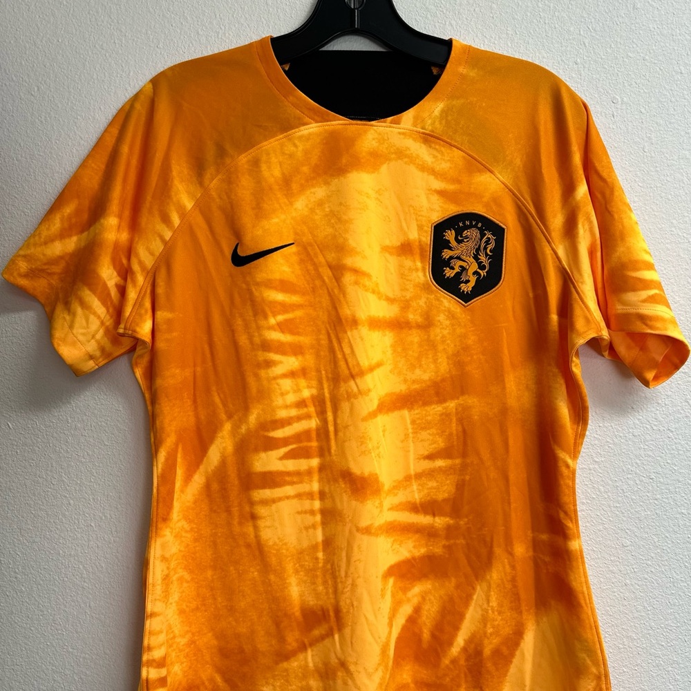 NWOT Nike Men’s Dri-FIT Netherlands Stadium Home Soccer Jersey Size Large